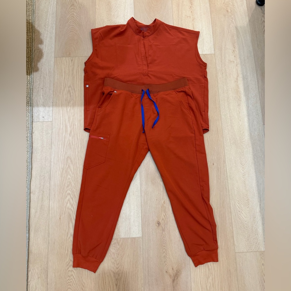 FIGS SET❗️XL Orange Sleeveless Top & Jogger Set